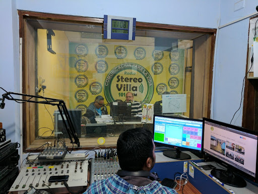 Radio Stereo Villa